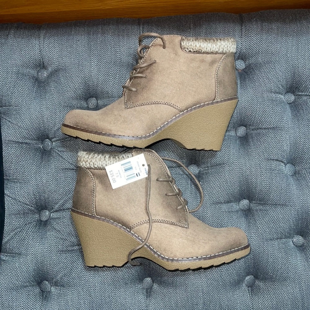 Wedges size 7.5